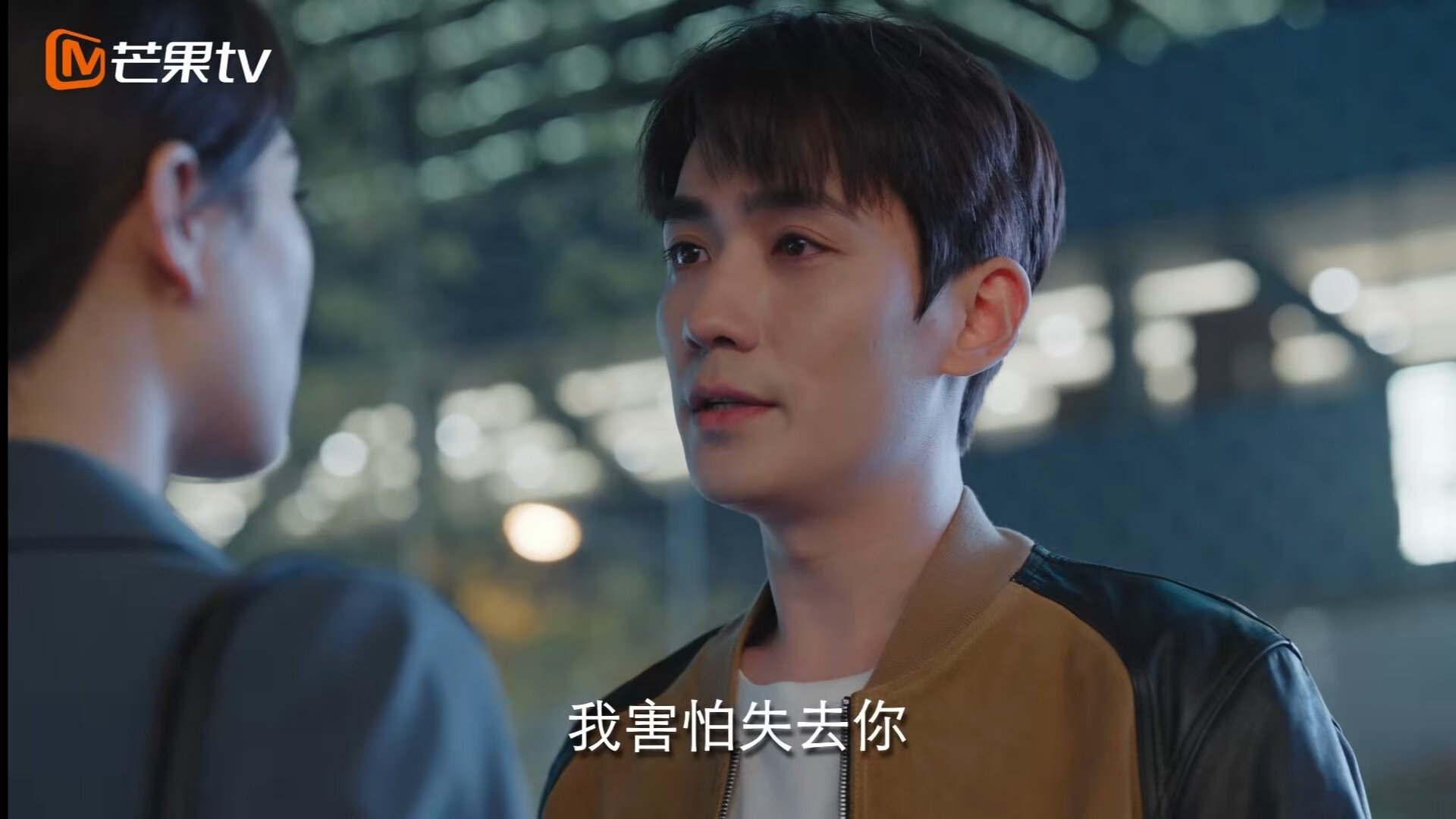 主教练罗纳德·科曼在欧洲杯前面临伤病困扰，弗兰基·德容和库普梅纳斯等主力缺阵。